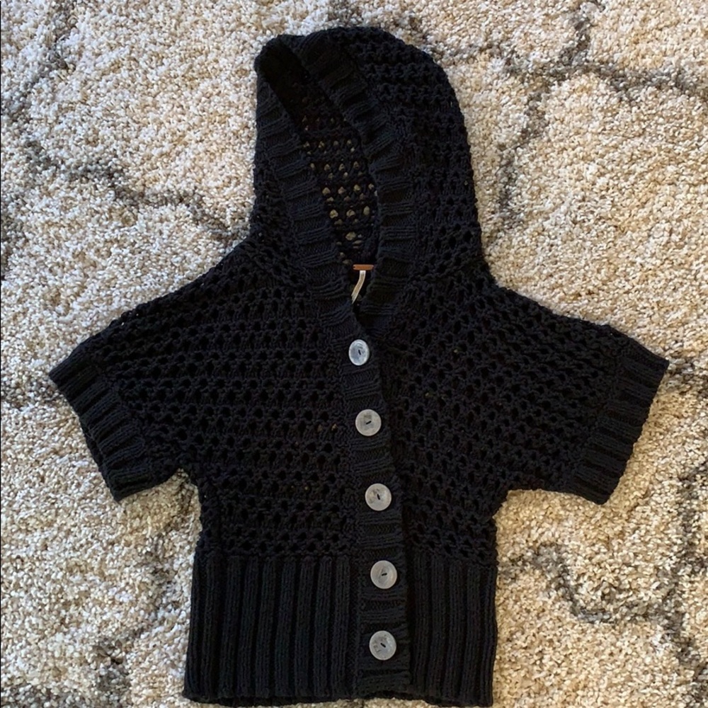 NWOT- Free People - Cropped Crochet Sweater- Size S